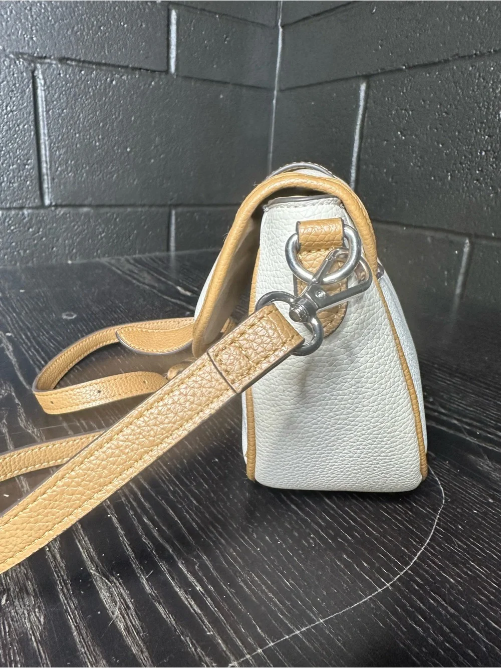 Nine West stylish white
